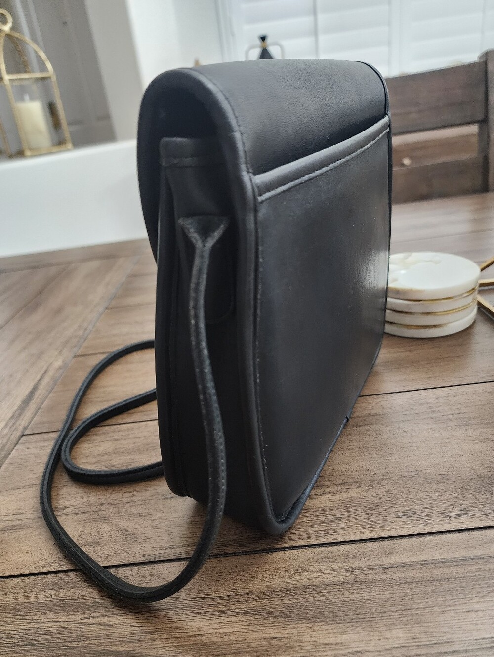 Vintage 90s 'Coach' Black Leather Lindsay Crossbody Bag - Picture 8 of 17